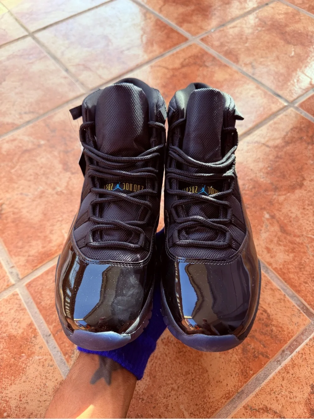 Size 9.5 Men’s And Women’s 11 - Jordan Retro 11 Gamma Blue